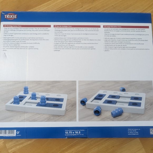 Trixie Dog Activity Chess Puzzle Game - Picture 2 of 8